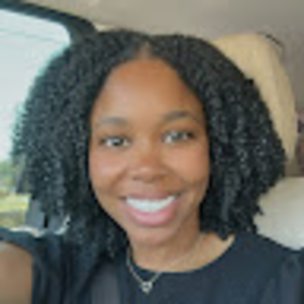 Meet your Posher, Traci